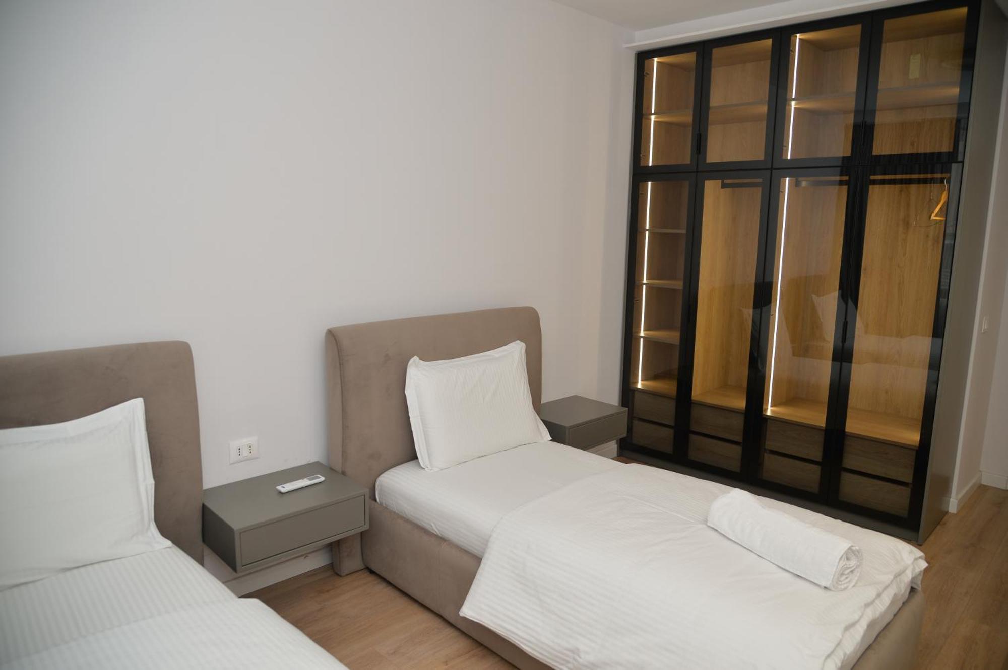 Hera Tirana Suite Deluxe 外观 照片